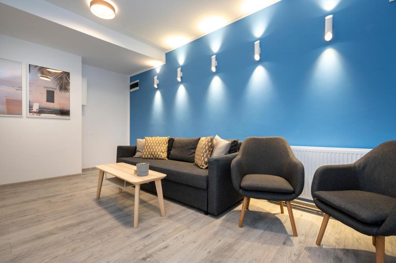 Blue Design Apartament In Magheru Бухарест Экстерьер фото